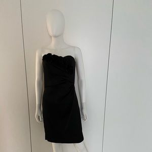 NWT White House Black Market Cocktail Dress sz.4